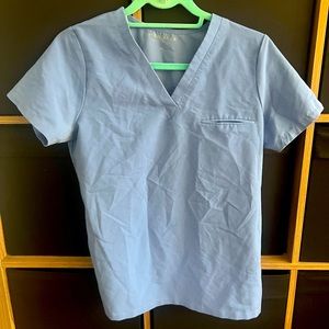 Mandala one pocket scrub top in Ceil Blue, XS, worn a few times